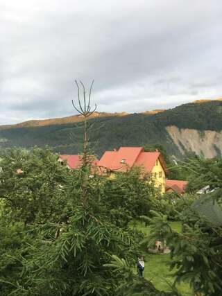 Гостевой дом Guest house Zatishniy dvir Яремче Двухместный номер с 1 кроватью и собственной ванной комнатой-10