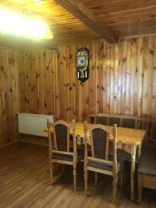 Гостевой дом Guest house Zatishniy dvir Яремче Двухместный номер с 1 кроватью и собственной ванной комнатой-14
