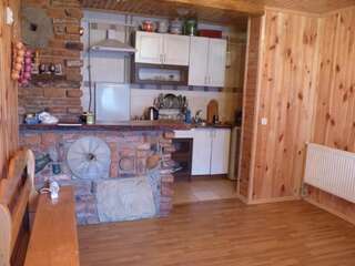 Гостевой дом Guest house Zatishniy dvir Яремче Коттедж с 3 спальнями-2
